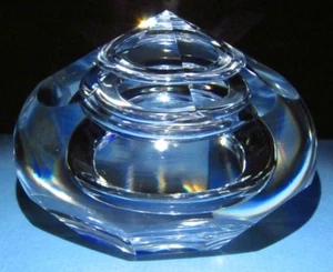 SIGNED JOSEF SVARC Crystal Paperweight Hand Made Cut Czechoslovakia Podebrady - Picture 1 of 8
