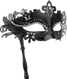 Maskerade Maske mit Stab Karneval Venezianisch - Bild 1 von 3