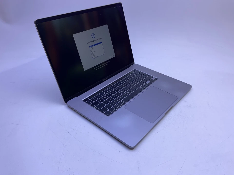 APPLE MACBOOK A2141 I7-9750H 16 GB RAM 512 GB ENGLISH UK - Image 1 of 1