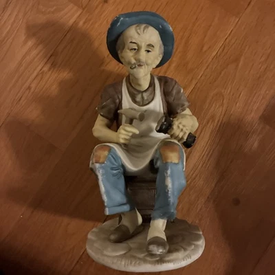 Figurine~Old Man Cobbler Fixing Boots  - Image 1 of 4