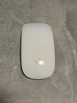 Apple Magic Mouse 2 - Weiß (A1657) - Bild 1 von 2
