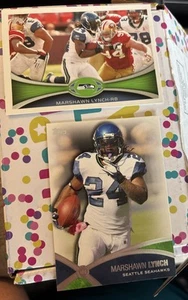 2012 Topps Marshawn Lynch #372 e # PP-ML - Lotto di 2 carte - Foto 1 di 4