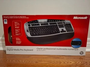 Microsoft Digital Media Pro Model NO: 1031 BX1-00006 Keyboard New & Sealed! - Picture 1 of 1
