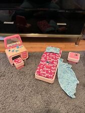 1978 Barbie DREAM HOUSE Vanity & Seat, bed & table Doll - Great Find!! A1