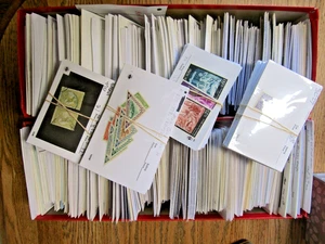 Lote de estampillas de todo el mundo en 102 tarjetas nuevas/usadas (Rb18 no todas en la foto 7 lb 8 oz - Imagen 1 de 19