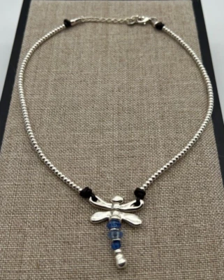 NUEVO Collar Uno de 50 SER REBEL LIBÉLULA Cristal Azul Chapado en Plata de Ley Foto 1 de 4