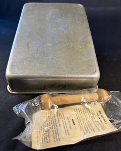 Vintage MIRRO 5488 M "12.3/4 x 9.5 x 2 5/8" Aluminum Cake Pan - Picture 1 of 6