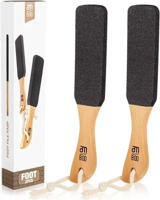 Lima para pies de piedra pómez (paquete de 2), fregador de pies con mango de madera y callo  Foto 1 de 4