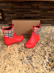 burberry kids boots red and Burberry check - Picture 1 of 1