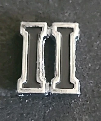 Plymouth Fury "II" 1965-66 emblema Mopar #2524209 Foto 1 de 4