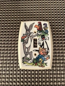 Vintage 1976 Warner Bros Looney Tunes Bugs Bunny & Friends Lichtschalter Abdeckplatte - Bild 1 von 4