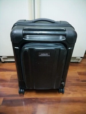 NEW ANDIAMO PANTERA 22" HARD CASE LUGGAGE TSA LOCK SPINNER WHEELS (CARBON BLACK) - Image 1 of 4
