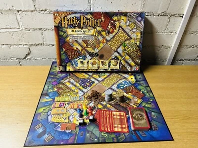⭐️ Vintage 2001 HARRY POTTER DIAGON ALLEY Mattel BOARD GAME - 99% COMPLETE ⭐️ - Image 1 of 4