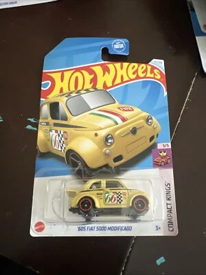 Estuche Hot Wheels F 2024 años 60 Fiat 5000 Modificado Compact Kings#117 Foto 1 de 3