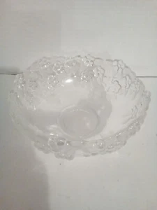 Mikasa Crystal Carmen Bowl 9" Round Glass Etched Leaves & Clear Flowers - Picture 1 of 4