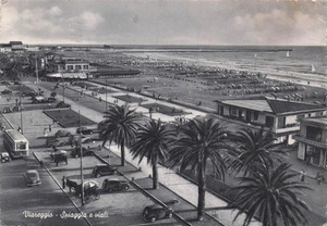 1971) CARTOLINA VIAREGGIO SPIAGGIA VIALI ANIMATA VIAGGIATA LUCCA - Bild 1 von 2