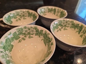 WEDGEWOOD, Etruria England, SET OF 4, Bramble Green teacups, - Picture 1 of 11