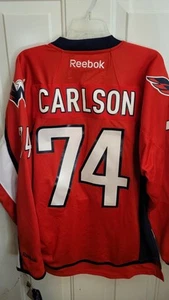CAMISETA REEBOK NHL WASHINGTON CAPITALS JOHN CARLSON ROJA TALLA XL - Imagen 1 de 3