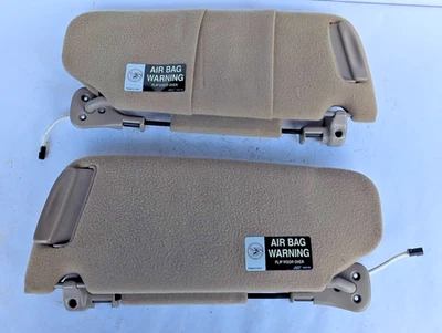 Комплект солнцезащитных козырьков 97–04 Buick Park Avenue ткань бежевый от оригинального производителя - Изображение 1 из 4