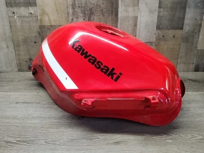2012 12 08-12 Kawasaki Ninja 250 EX250 Gas Fuel Petrol Tank Reservoir Cell Red  - Image 1 of 4