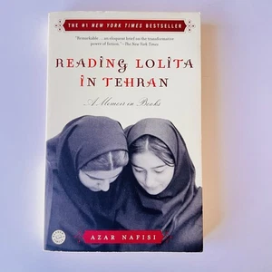 Reading Lolita in Tehran: A Memoir in Books by Azar Nafisi (Paperback, 2003) - Picture 1 of 12