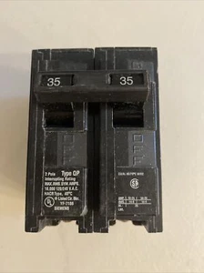 New Circuit Breaker Siemens Q235 35 Amp 2 Pole 120/240V Plug In - Picture 1 of 7
