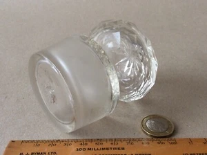 H11. GROSSER ANTIKER HOHLGEBLASENER GESCHLIFFENER GLAS KLAR VORRATSDOSE STOPFEN - Bild 1 von 10
