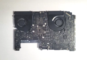 Placa lógica Apple Macbook Pro Unibody 15" A1286 i7 2,3 GHz 820-3330-B mediados de 2012 - Imagen 1 de 4