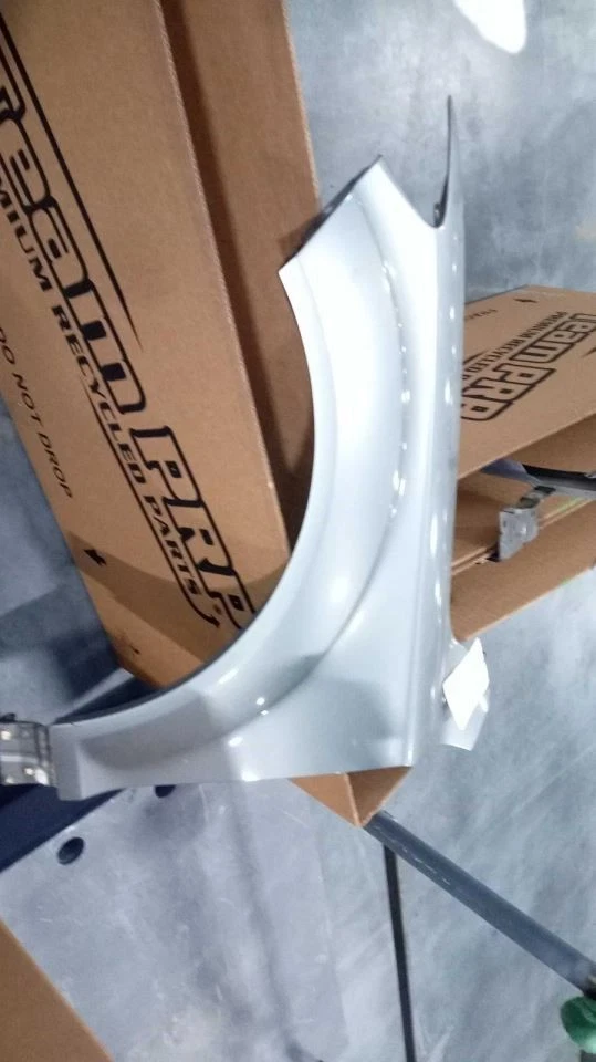 Guardabarros izquierdo conductor compatible con 07-15 AUDI Q7 350873 Foto 1 de 1