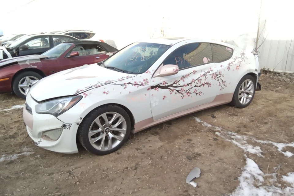 2013 Hyundai Genesis Automatic Transmission OEM 101K Miles - LKQ368256265 - Image 1 of 3