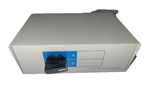 KNTK 2-Way RJ45 Data Transfer Switch Box Button Network PC Router Modem Internet - Picture 1 of 5