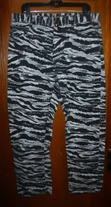 LRG True Straight Fit Zebra Stripe Camo Pants Mens Size 36x32 Jeans NWOT - Picture 1 of 3