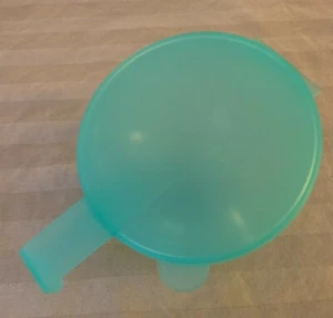 TUPPERWARE FORGET ME NOT HANGING REFRIGERATOR ONION TOMATO Storage Container  - Picture 1 of 5