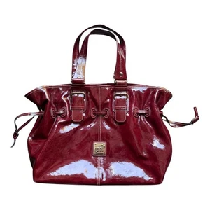 Dooney and Bourke Chiara Maroon Patent Leather Large Tote Shopper Shoulder Bag - Picture 1 of 12