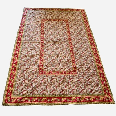 Mantel William's Sonoma Rojo Verde Paisley XL 102 x 66 Foto 1 de 4