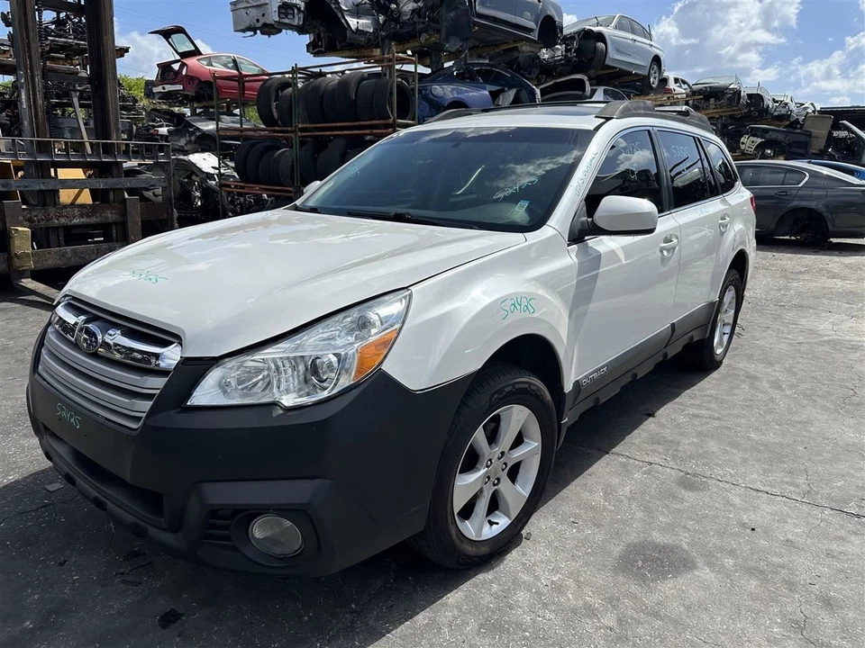 Bote de carbón de vapor de combustible 2010 2011 2012 2013 2014 Subaru Outback 2,5 L Foto 1 de 4