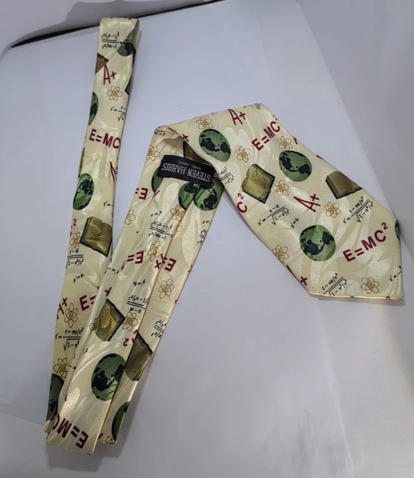 Steven Harris Handmad Physics Instructor Professor E=MC2 Science Novelty Necktie Foto 1 de 4