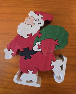 Vintage Abt. 56 doppelseitiges Schlittschuhlaufen Weihnachtsmann Puzzle gebraucht, in einwandfreiem Zustand  - Bild 1 von 7