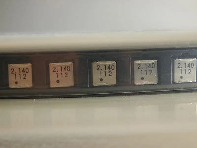 1000 piezas Hitachi SI-7TNL2.140G-T, 7mm Delgado Cuadrado, Aislador SMD 2.140GHz (365) Foto 1 de 2