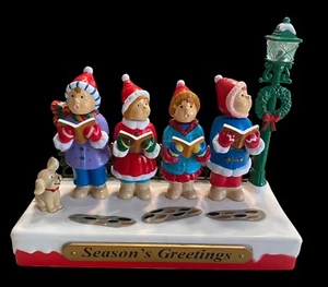 Vtg Animated Christmas Carolers Musical Heads Move Light Works Jingle Bells 🎼 - Picture 1 of 14