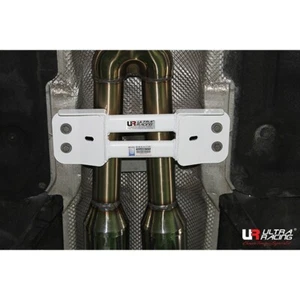 Ultra Racing 2Pt Middle Lower Bar for BMW E90 E92 (M3) 4.0 V8 '07-'13 (ML2-2760) - Picture 1 of 5