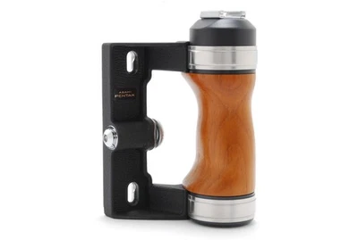 Great Value! [MINT+++] ASAHI PENTAX Wood Hand Grip For 6x7 67 67II Midium Format - Image 1 of 4