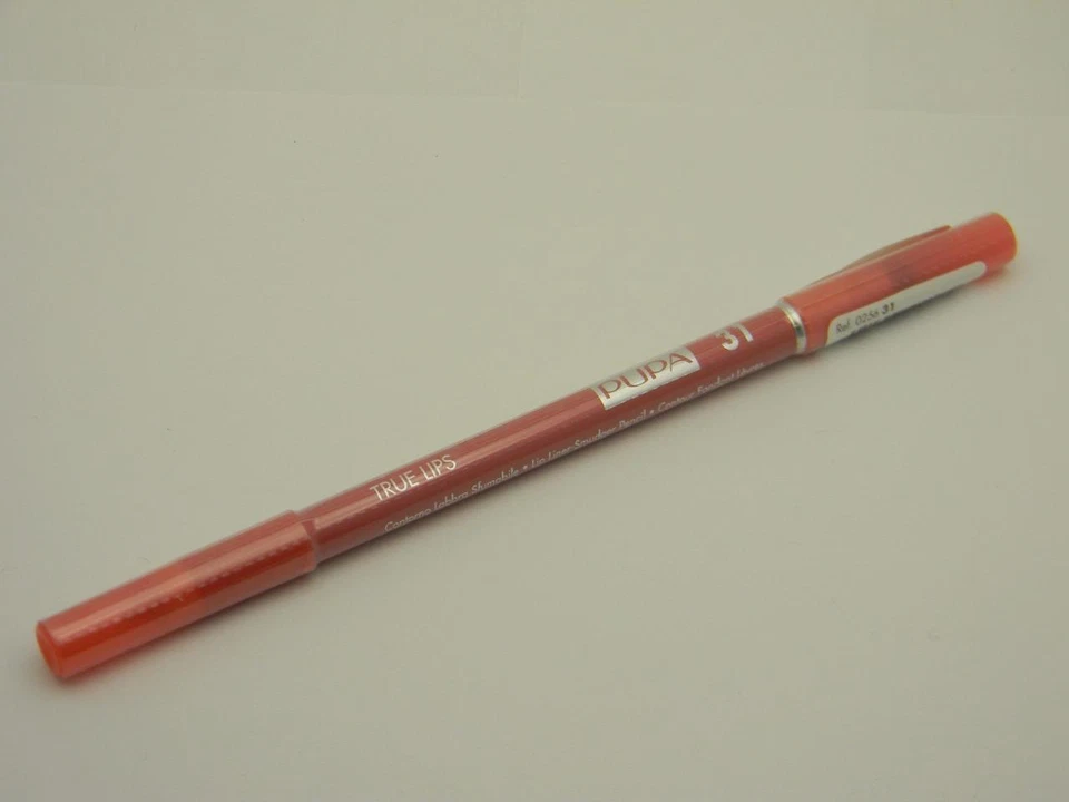 Delineador de labios PUPA True Lips con esponja mezcladora 31 coral Foto 1 de 1