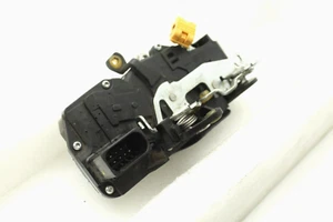 2004 - 2007 CADILLAC SRX LEFT DRIVER SIDE FRONT SIDE DOOR LOCK ASSEMBLY B0572 - Picture 1 of 14