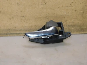 Lexus GS 1997 - 2004 manija interior de puerta trasera derecha - Imagen 1 de 2