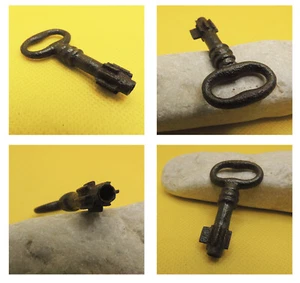 CHIAVE ANTICA Meccanismo Lucchetto Antico XVIII SEC-Ancient padlock key-Clef 527 - Imagen 1 de 10
