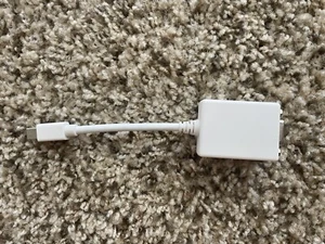 Mini DisplayPort / Thunderbolt Male to VGA Female Audio/Video Adapter, White - Picture 1 of 3