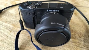 Samsung EX1 (TL500) Digitalkamera - 10MP, f/1.8 Objektiv, voll funktionsfähig - Bild 1 von 6