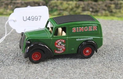Lledo Small Green Delivery Van Singer Good FNQHotwheels U4997 - image 1 of 4