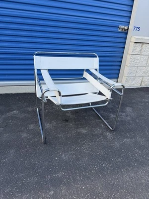 Silla Wassily Knoll Marcel Breuer Cuero Blanco Acero Ver Detalles Estilo Resistente Foto 1 de 4